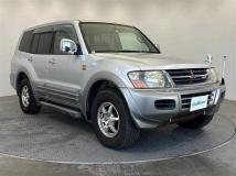 1999 Mitsubishi Pajero
