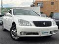 2004 Toyota Crown Royal Series