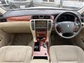 2004 Toyota Crown Royal Series