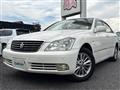 2004 Toyota Crown Royal Series
