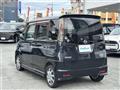 2010 Nissan ROOX