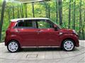 2019 Daihatsu Cast
