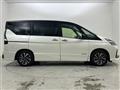 2022 Nissan Serena