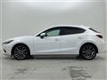 2017 Mazda Axela Sport