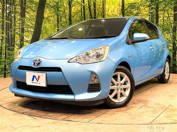 2013 Toyota AQUA