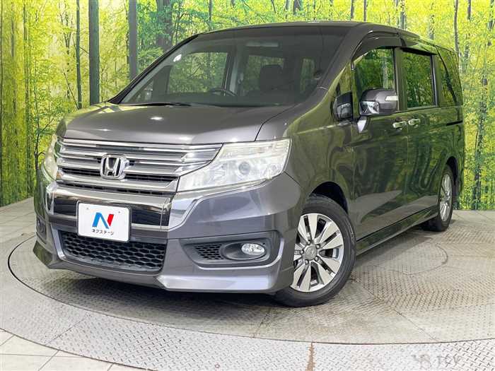 2014 Honda Step WGN