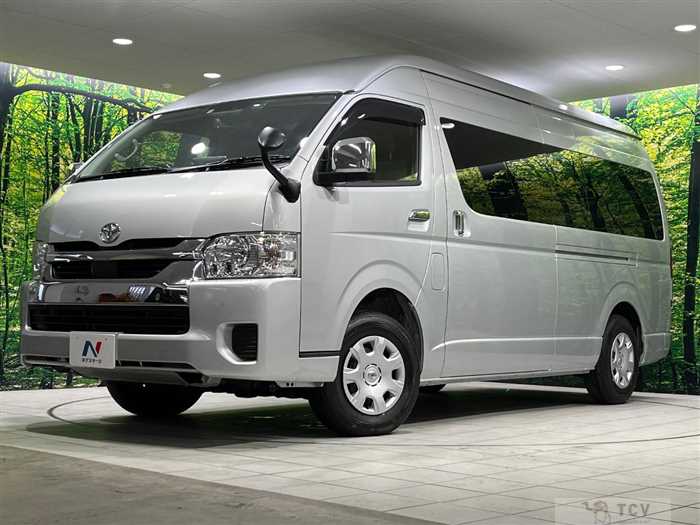 2025 Toyota Hiace Wagon