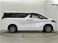2019 Toyota Alphard Hybrid