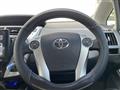 2013 Toyota PRIUS α