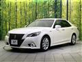 2013 Toyota Crown Hybrid