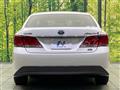 2013 Toyota Crown Hybrid