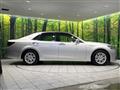 2013 Toyota Crown Hybrid