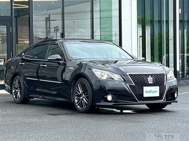 2015 Toyota Crown Hybrid
