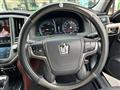 2015 Toyota Crown Hybrid