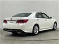2013 Toyota Crown Hybrid
