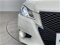 2013 Toyota Crown Hybrid