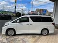 2014 Toyota Alphard
