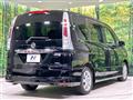 2011 Nissan Serena