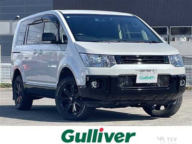 2017 Mitsubishi Delica D5