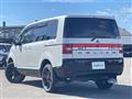 2017 Mitsubishi Delica D5