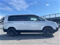 2017 Mitsubishi Delica D5