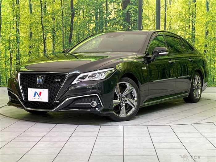 2018 Toyota Crown Hybrid