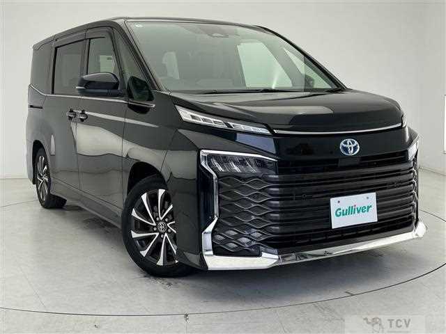 2022 Toyota Voxy