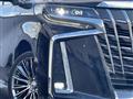 2018 Toyota Alphard Hybrid