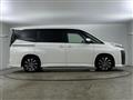 2022 Toyota Voxy