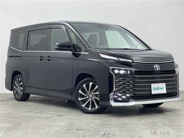 2023 Toyota Voxy
