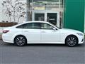 2018 Toyota Crown Hybrid