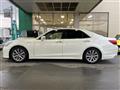 2015 Toyota Crown Hybrid