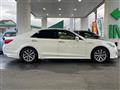 2015 Toyota Crown Hybrid