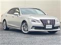 2013 Toyota Crown Hybrid