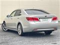 2013 Toyota Crown Hybrid