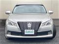 2013 Toyota Crown Hybrid