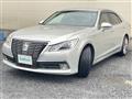 2013 Toyota Crown Hybrid