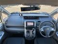 2010 Toyota Voxy