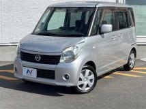 2009 Nissan ROOX