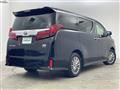 2022 Toyota Alphard Hybrid