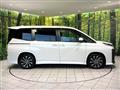 2022 Toyota Voxy