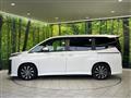 2024 Toyota Voxy