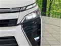 2017 Toyota Voxy