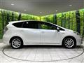 2013 Toyota PRIUS α