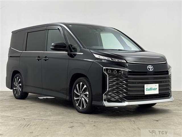 2023 Toyota Voxy