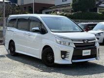 2016 Toyota Voxy