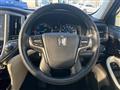 2015 Toyota Crown Hybrid