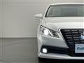 2013 Toyota Crown Hybrid