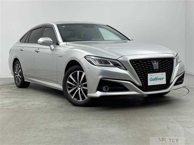 2018 Toyota Crown Hybrid