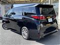 2025 Toyota Alphard Hybrid